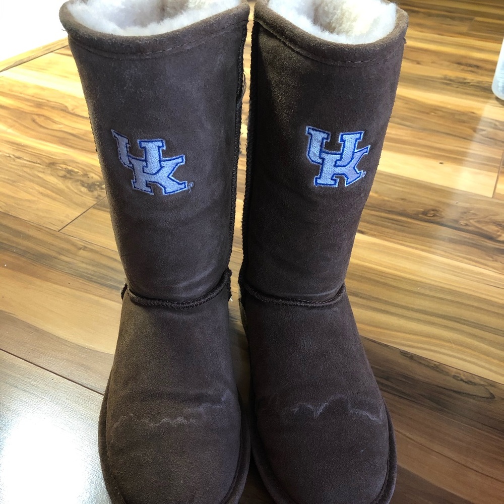UK 💙 bear paw boots